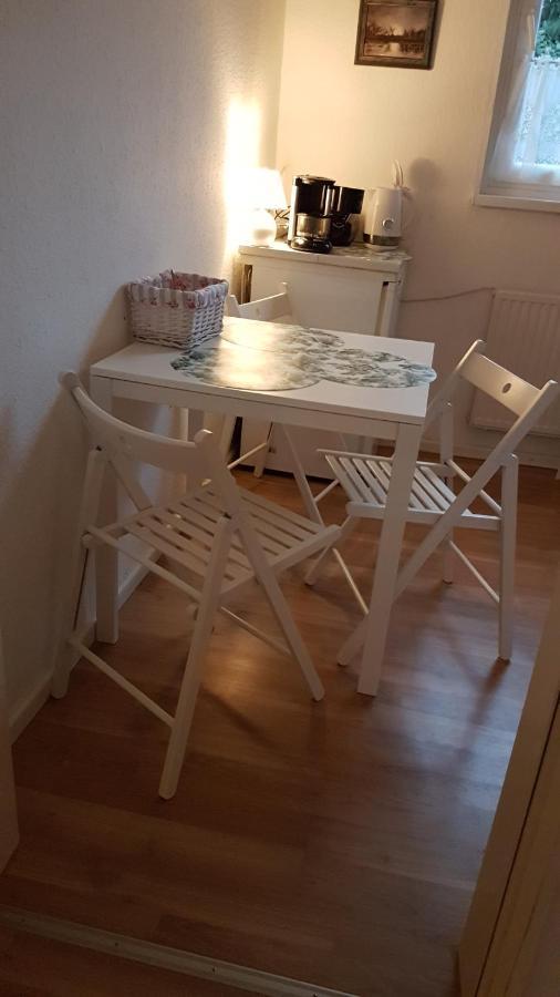 Kuenstler Ferienwohnung 3 Zimmer Kueche Bad Zentrale Lage Wulsbuttel 外观 照片