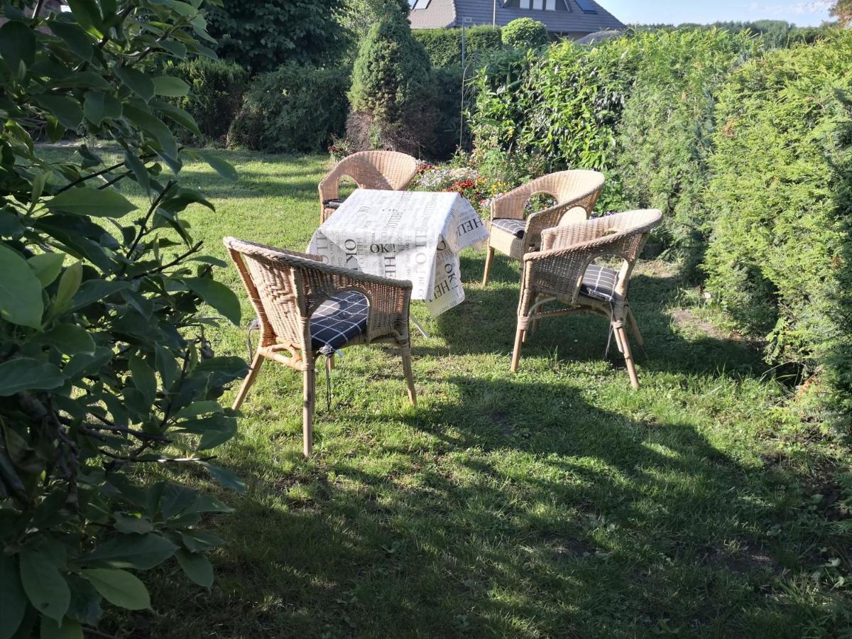 Kuenstler Ferienwohnung 3 Zimmer Kueche Bad Zentrale Lage Wulsbuttel 外观 照片
