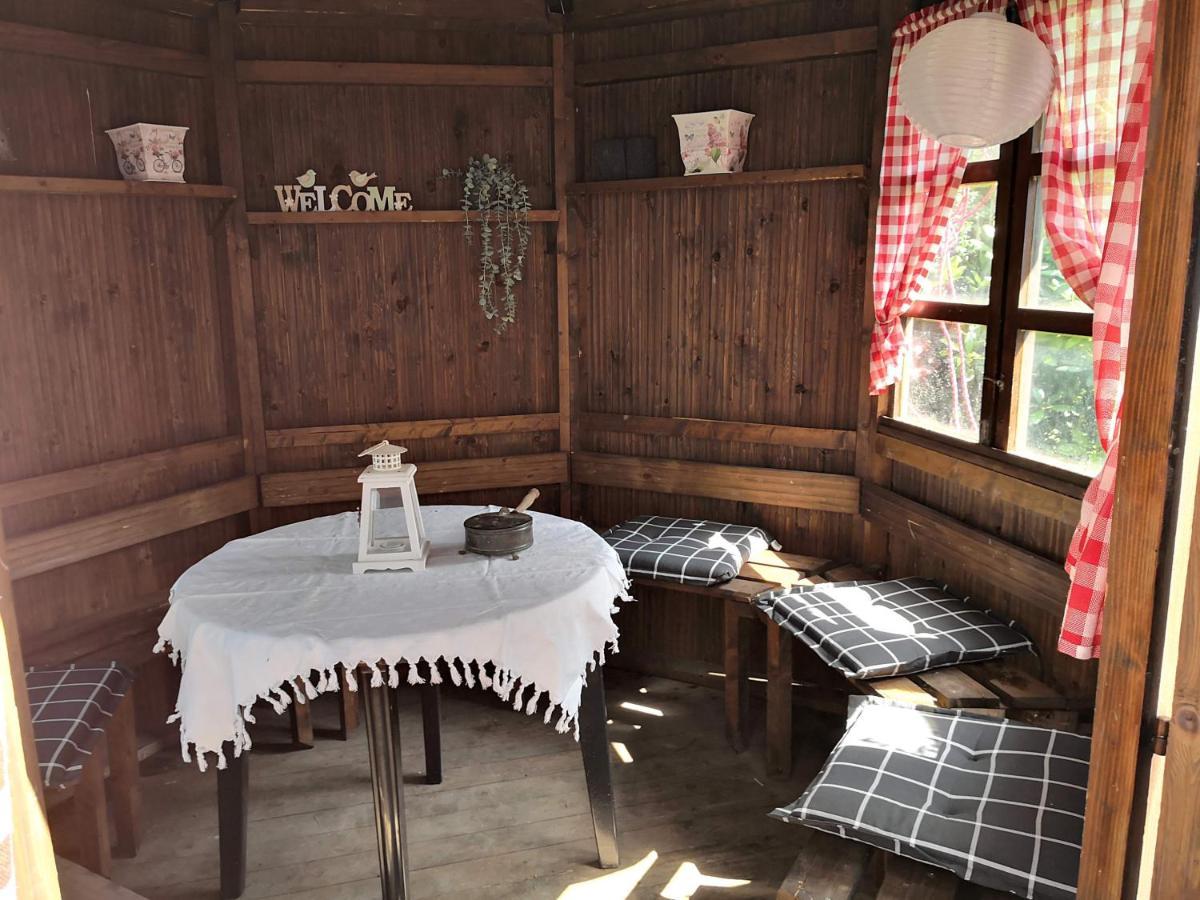 Kuenstler Ferienwohnung 3 Zimmer Kueche Bad Zentrale Lage Wulsbuttel 外观 照片