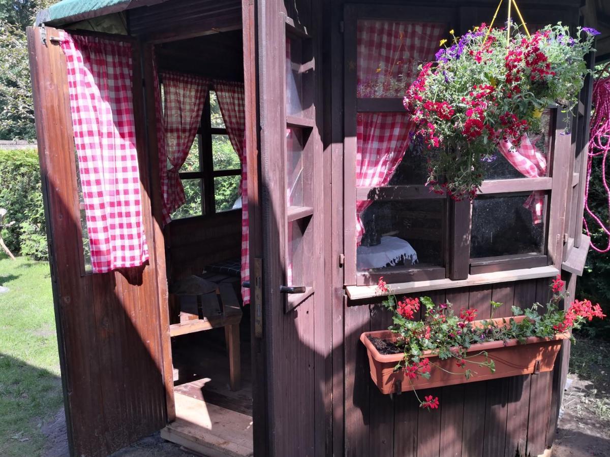 Kuenstler Ferienwohnung 3 Zimmer Kueche Bad Zentrale Lage Wulsbuttel 外观 照片