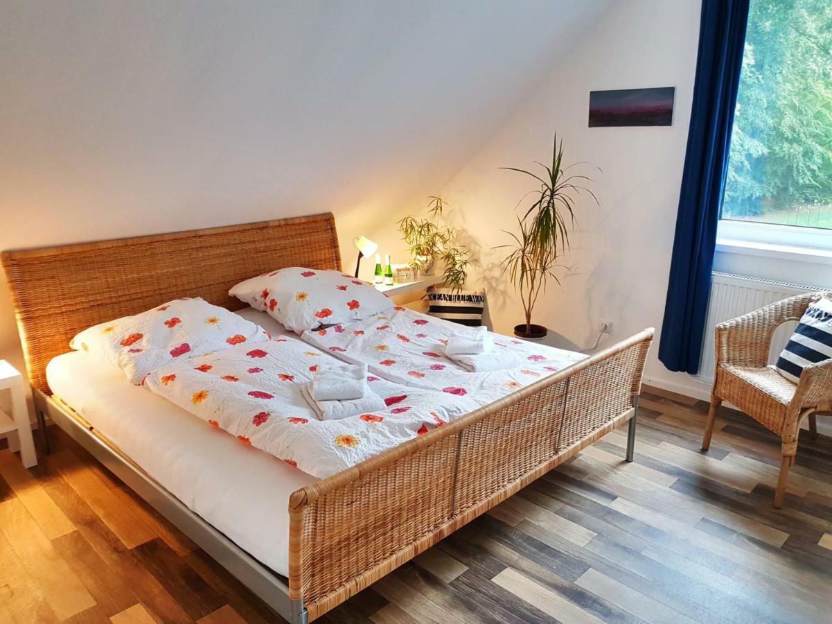 Kuenstler Ferienwohnung 3 Zimmer Kueche Bad Zentrale Lage Wulsbuttel 外观 照片