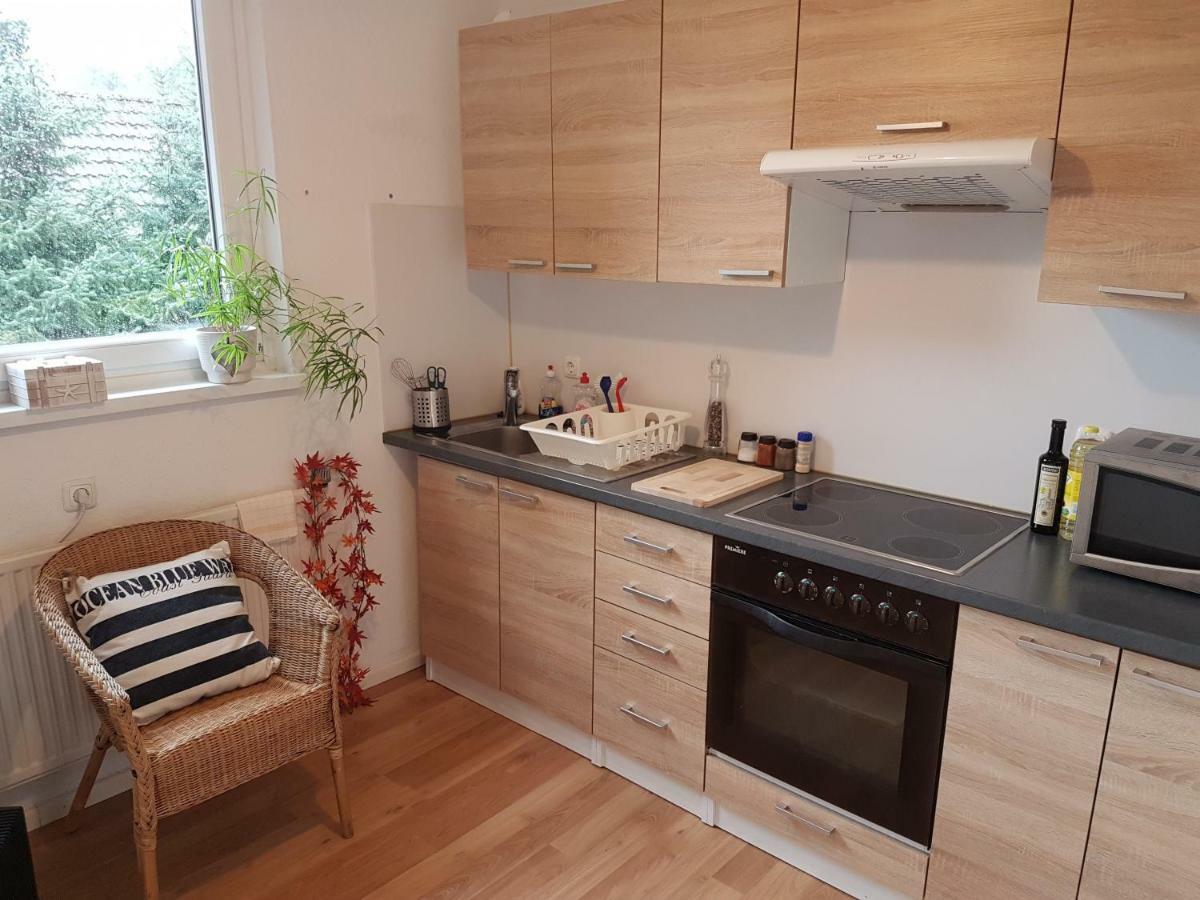 Kuenstler Ferienwohnung 3 Zimmer Kueche Bad Zentrale Lage Wulsbuttel 外观 照片